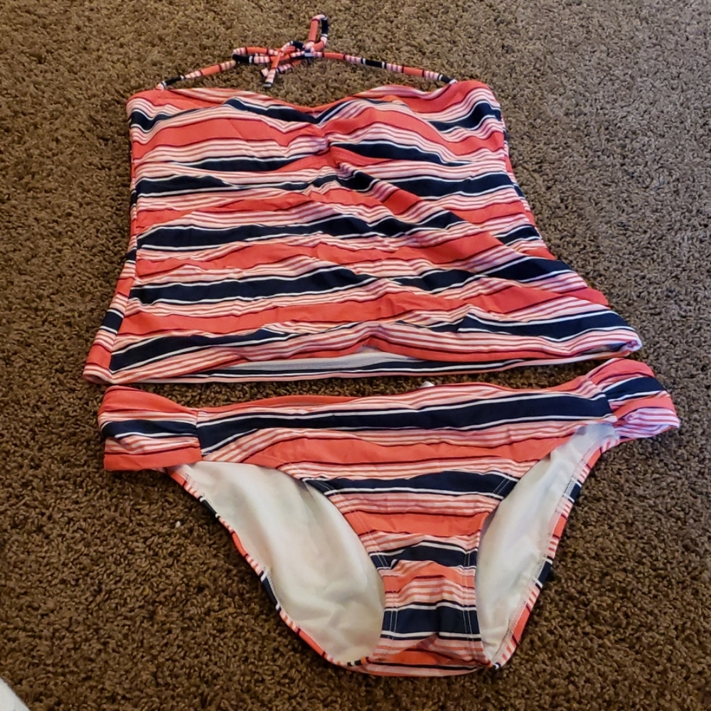 Swim suit
